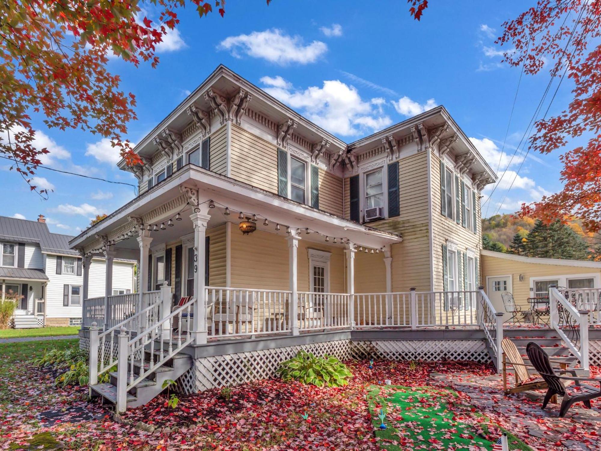 The Kelly House - 4 Bedroom Historic Lodge - Downtown Ellicottville Esterno foto