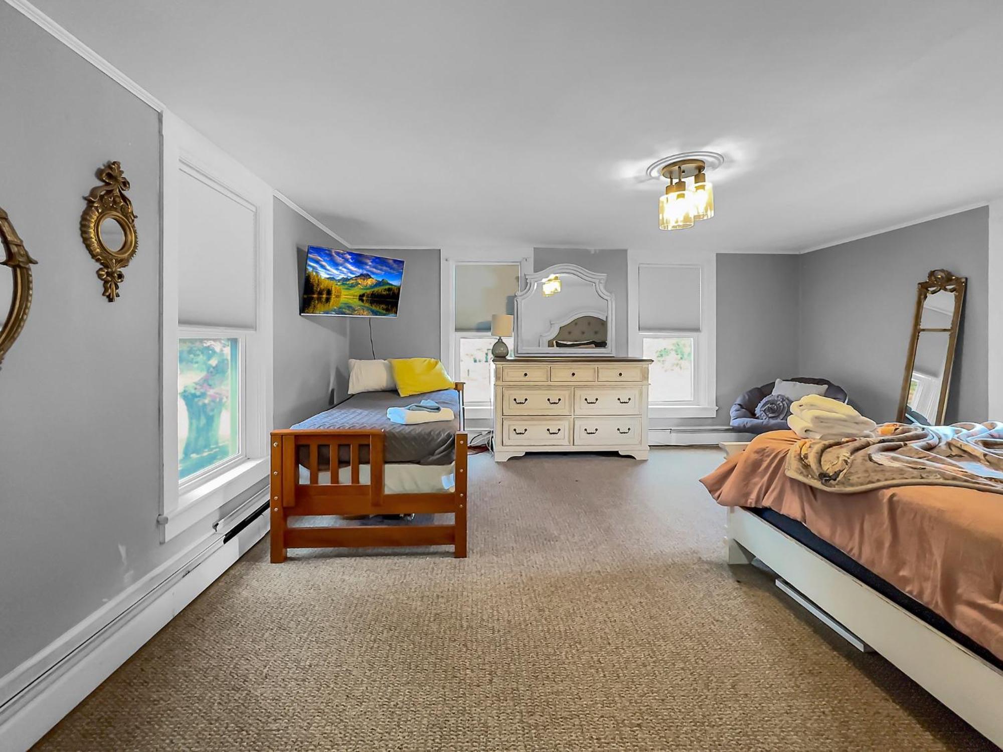 The Kelly House - 4 Bedroom Historic Lodge - Downtown Ellicottville Esterno foto